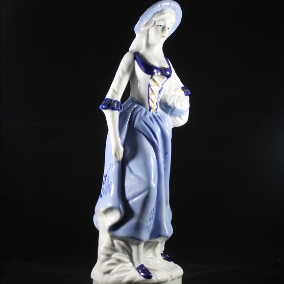 Vintage Woman Porcelain Figurine - Picture 3 of 3